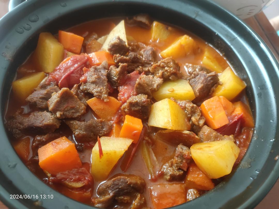 番茄土豆炖牛腩