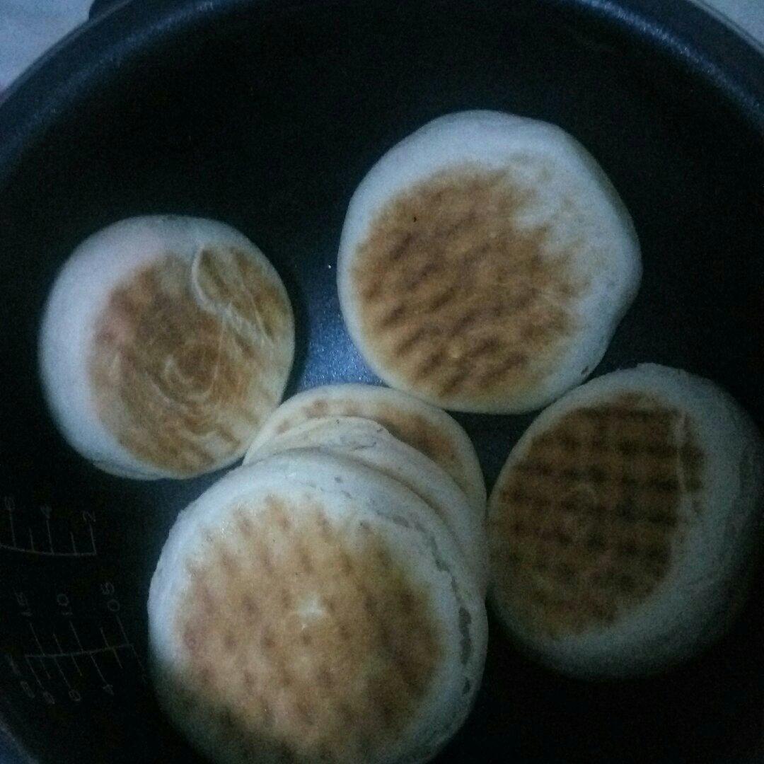 肉夹馍(白吉馍的制作)