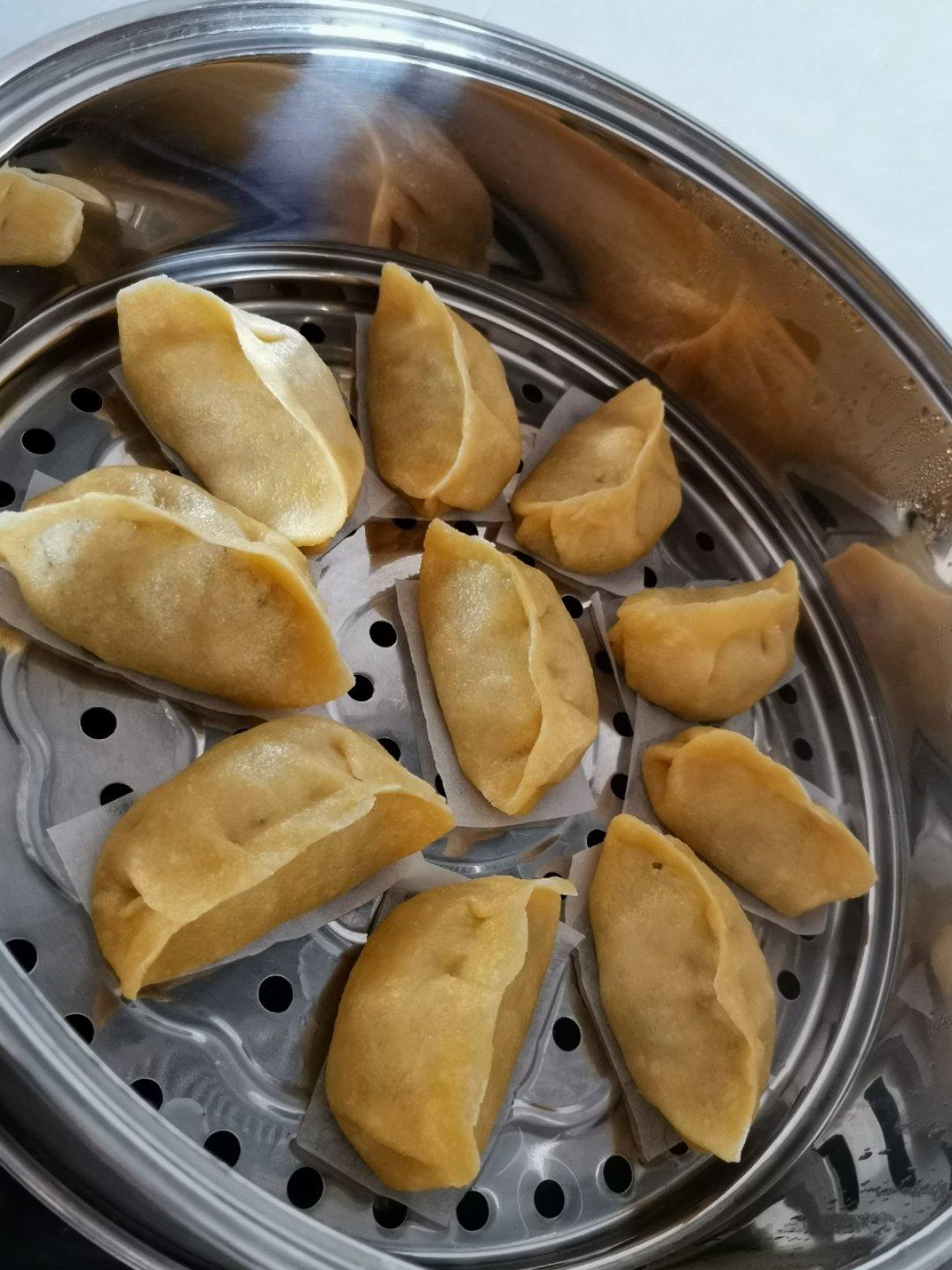 玉米面蒸饺素萝卜馅