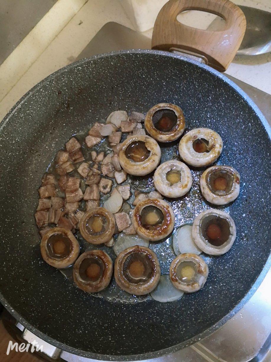 保留最原始鲜味儿的煎口蘑