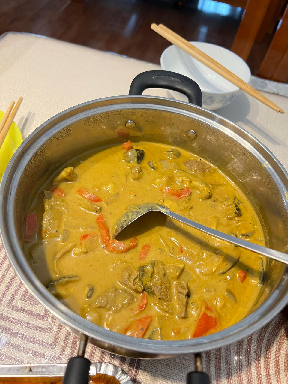 泰式红咖喱牛肉