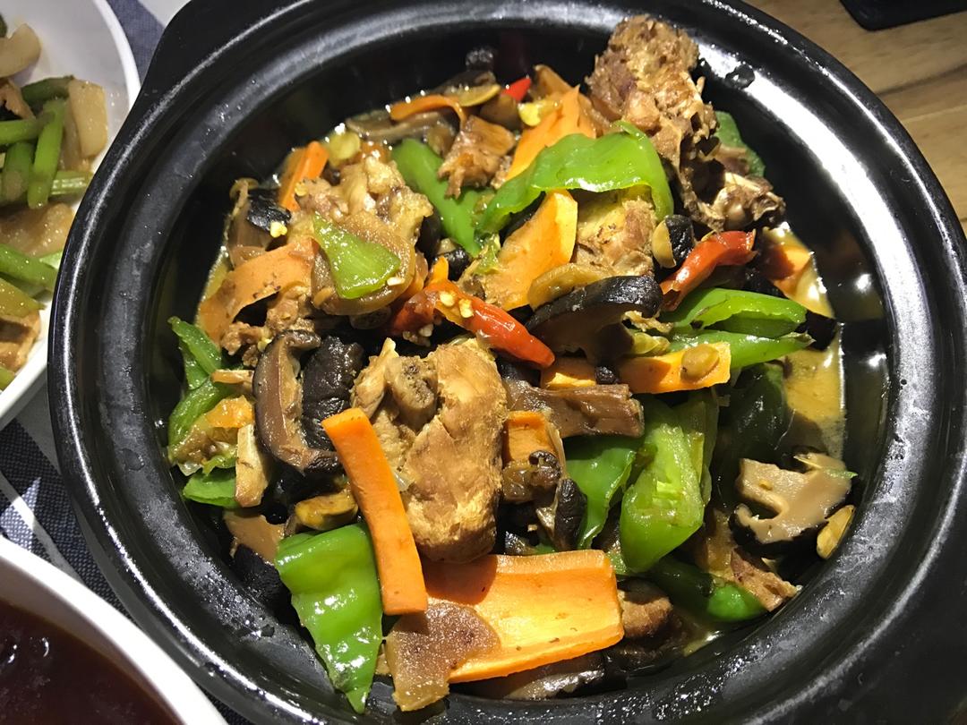 黄焖鸡（家常)