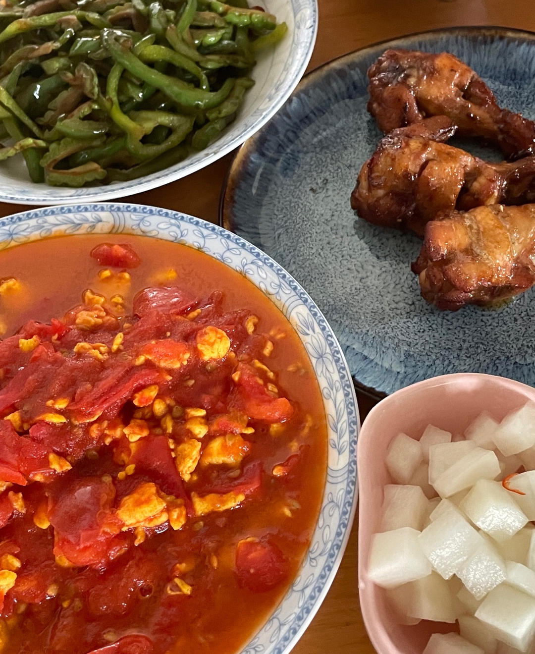 夏天最爱青椒炒苦瓜