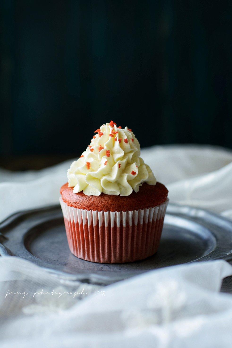 【红丝绒纸杯蛋糕图片】射手座的静静_下厨房