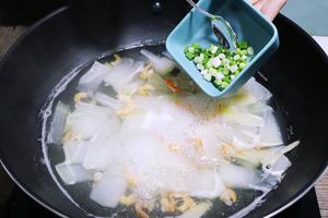 冬瓜虾米汤的做法 步骤7