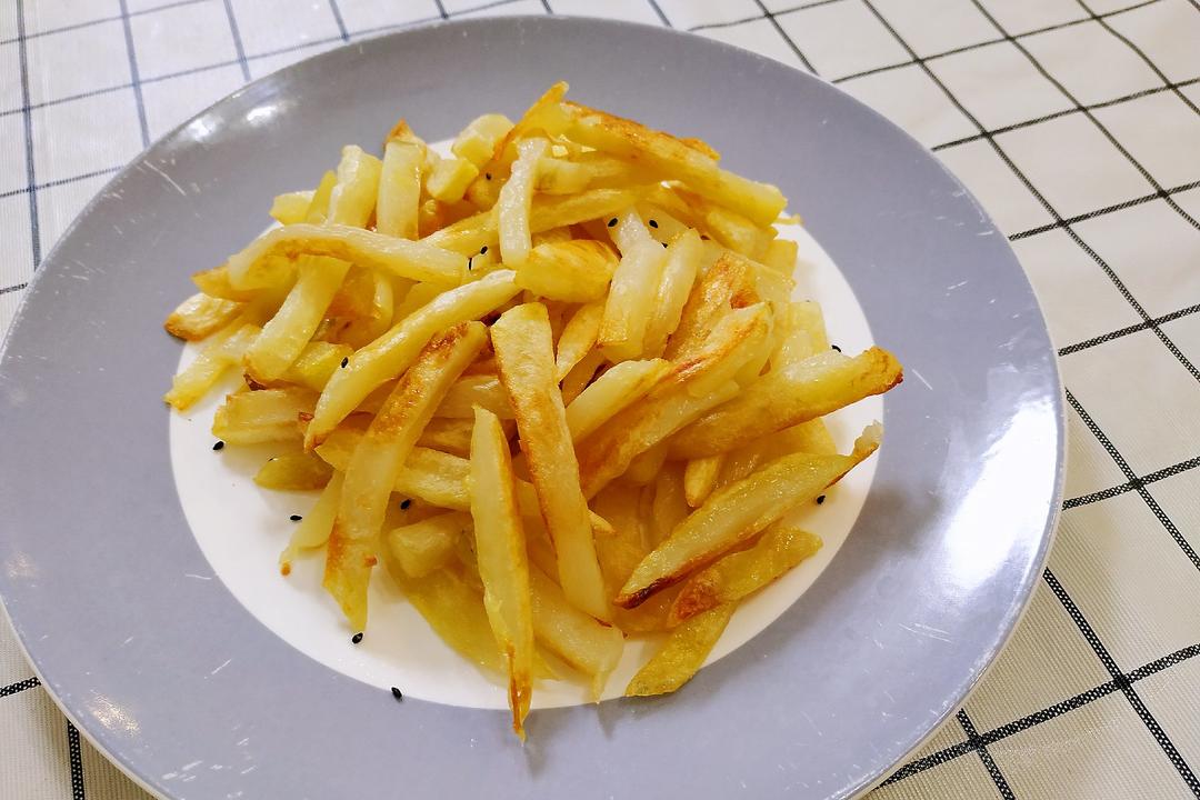 欧芹海盐烤薯条Chips with Parsley Salt——北鼎烤箱食谱