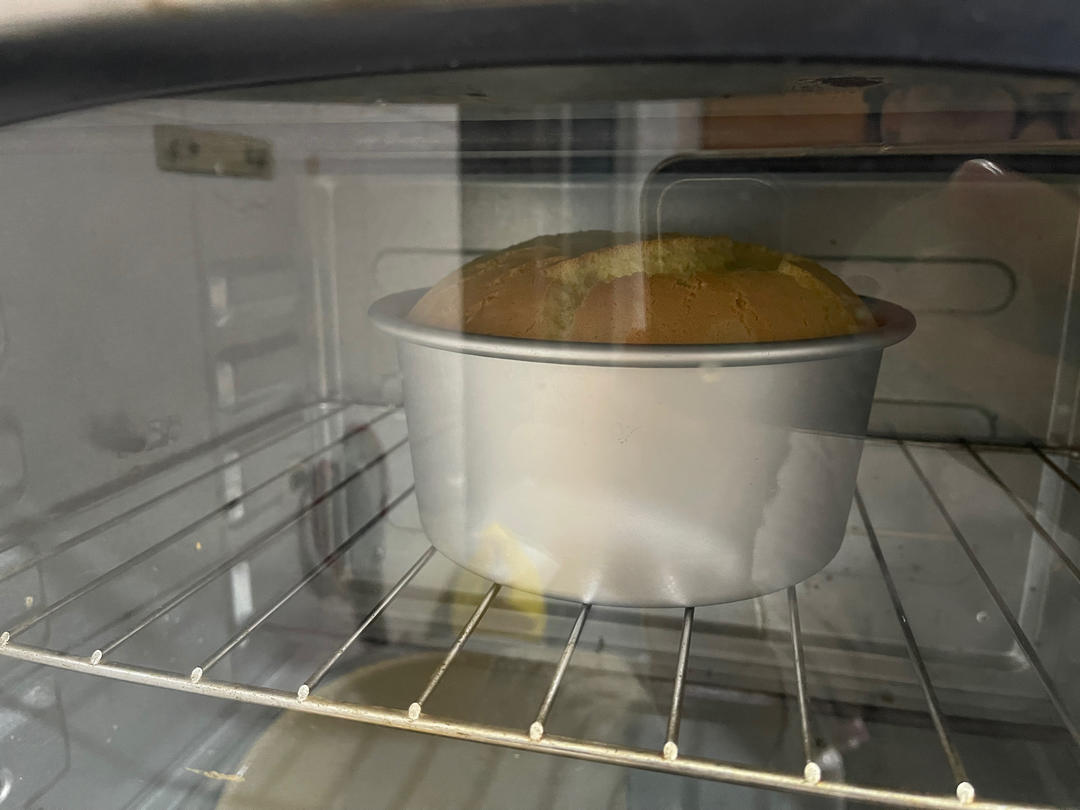 超柔软6寸戚风蛋糕(附8寸配方)零失败 超详细‼️含操作视频