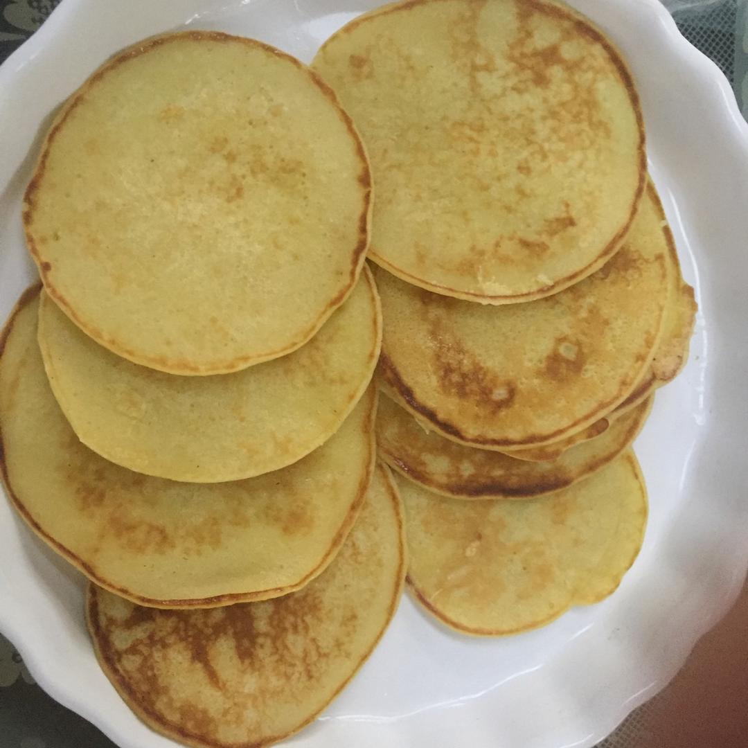 宝宝辅食【香蕉松饼】