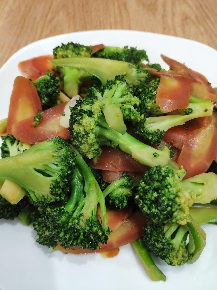 清炒胡萝卜西兰花