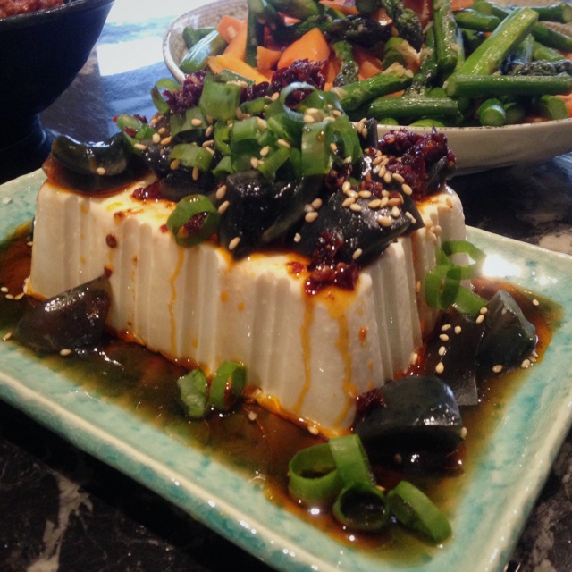 皮蛋豆腐