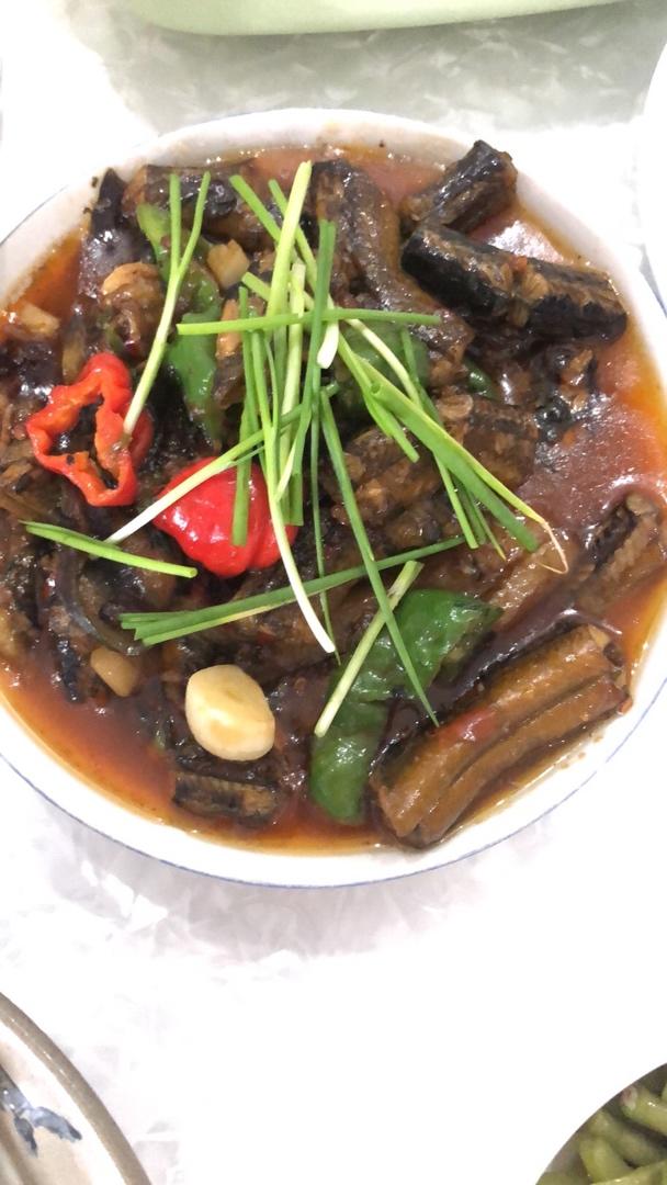 大蒜烧鳝鱼