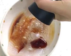 香酥巴沙鱼排的做法 步骤1