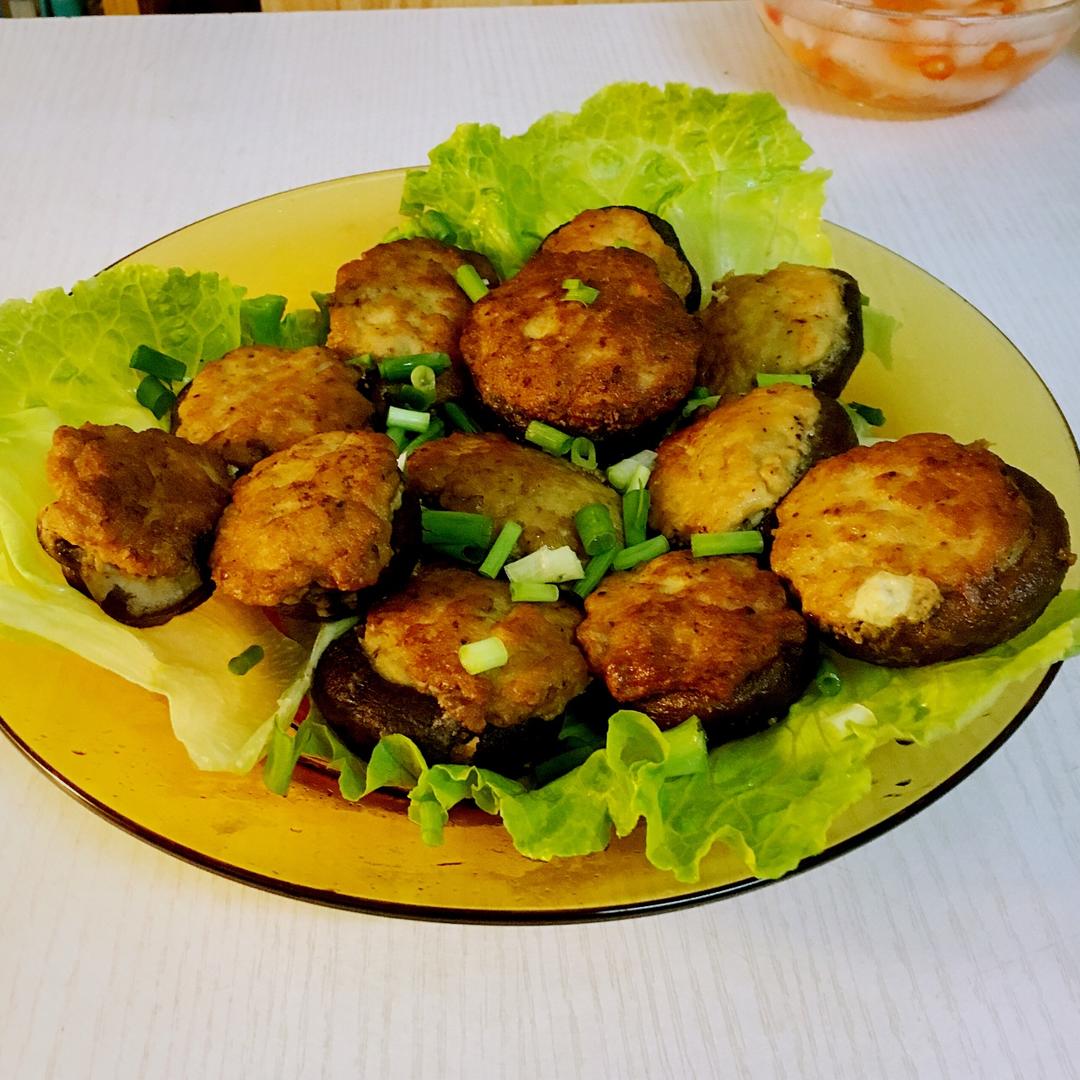 美味的肉酿香菇～～孩子爱吃的下饭菜