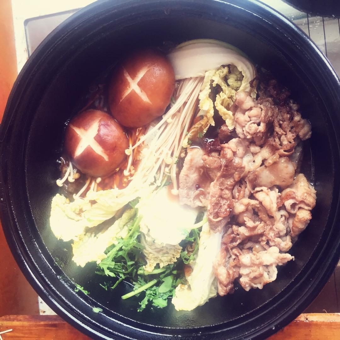 寿喜烧（日式牛肉火锅）