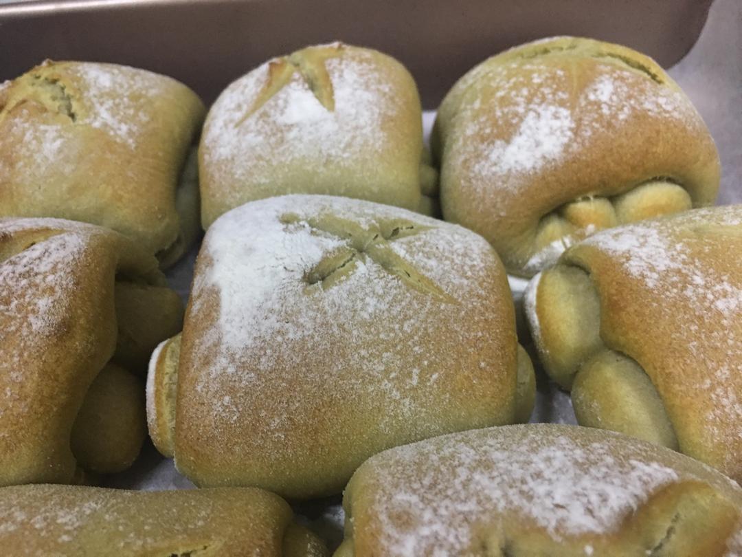 牛奶面包卷