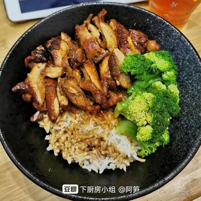 照烧鸡腿饭的做法