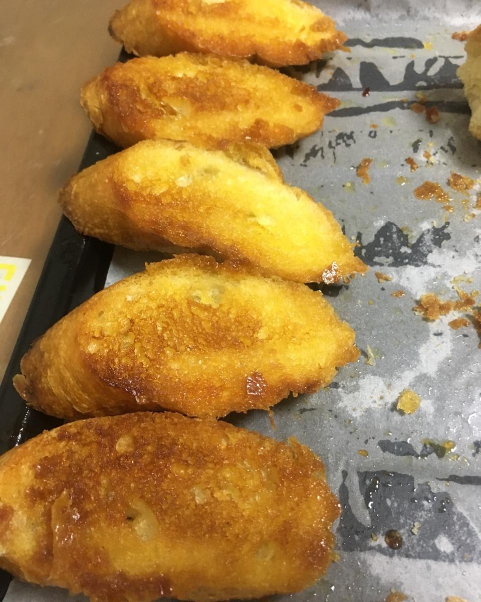 指间沙_y4ts做的蜜烤面包片