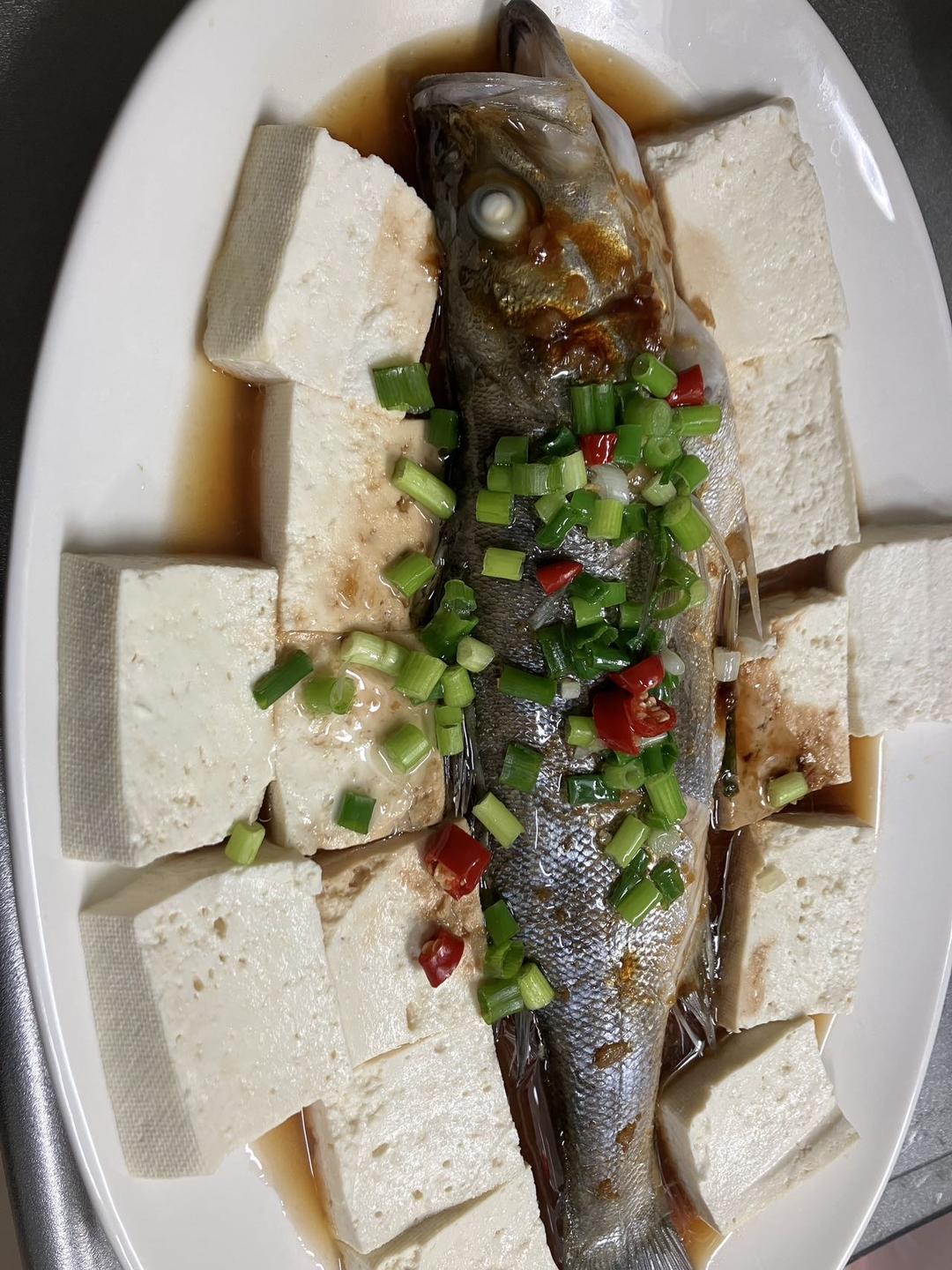 清蒸鲈鱼（微波炉懒人版）