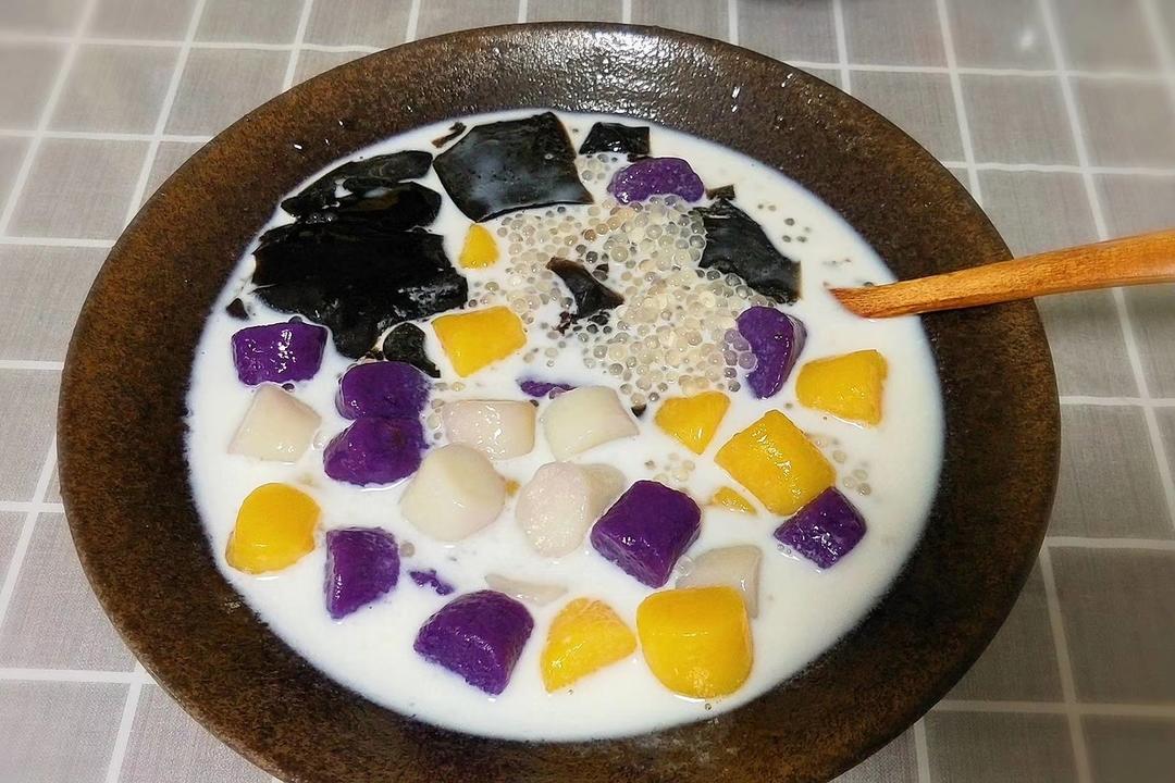 仙草芋圆西米露