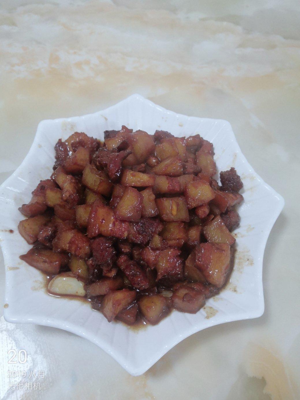 土豆红烧肉