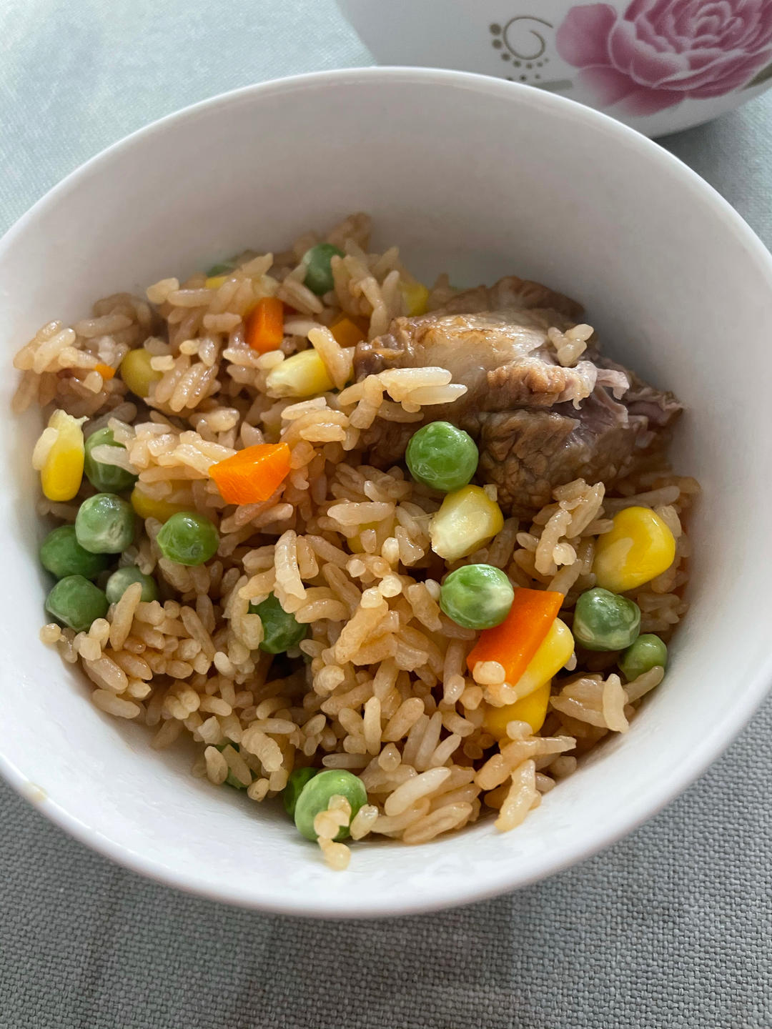 【排骨焖饭】