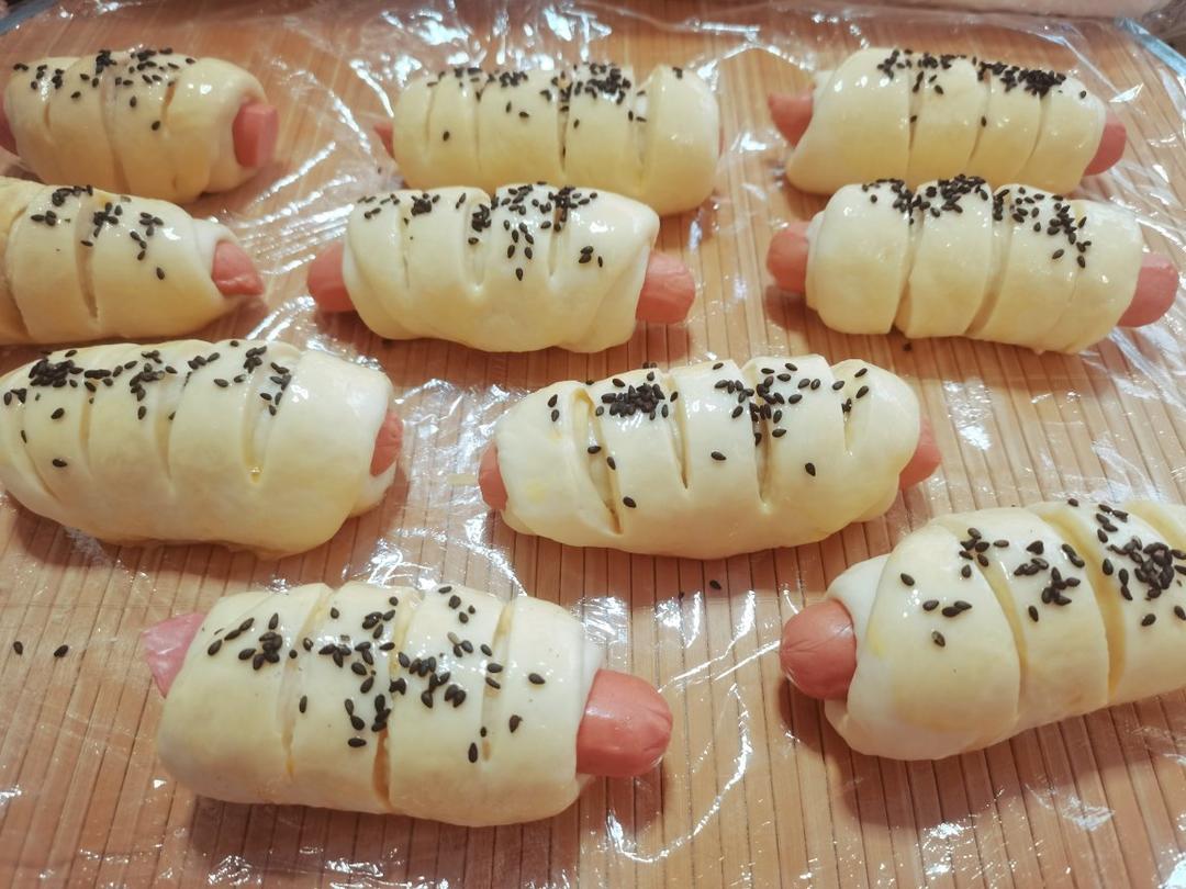 【冬季有肉】美味烤肠面包