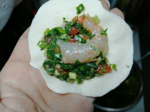 💯手把手教你做冰花煎饺～韭菜虾仁肉馅的做法 步骤8