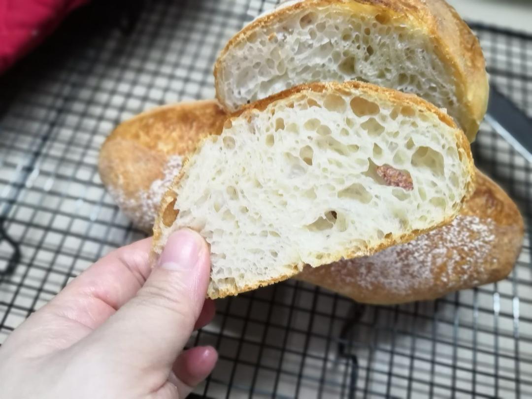 《割口发烧友的面包》—— 与基本配方配比相同的小法包（即发干酵母快手版6）
