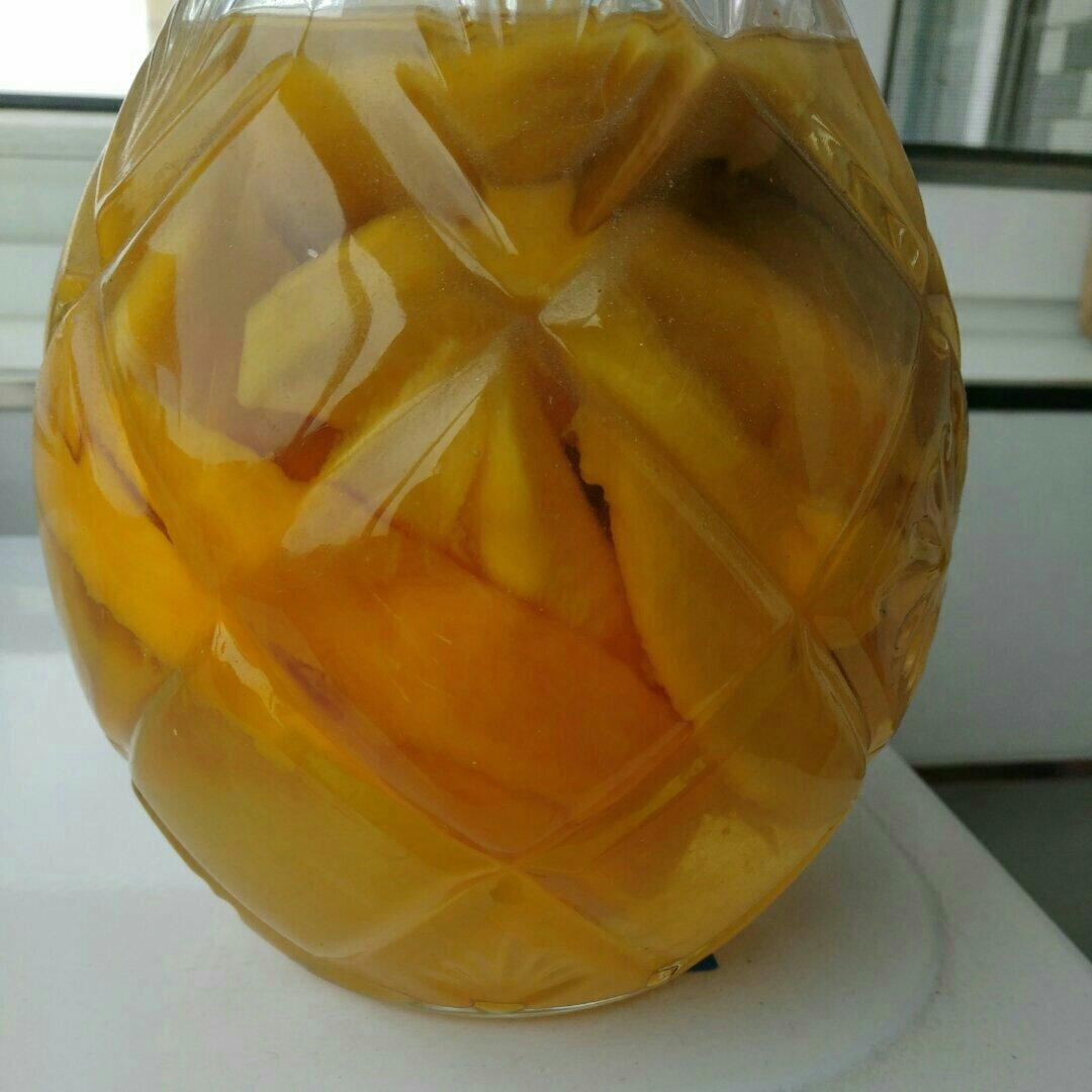 贫民窟自制芒果酒