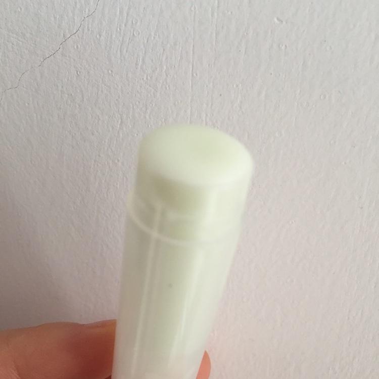 自制唇膏 纯天然 纯手工的做法