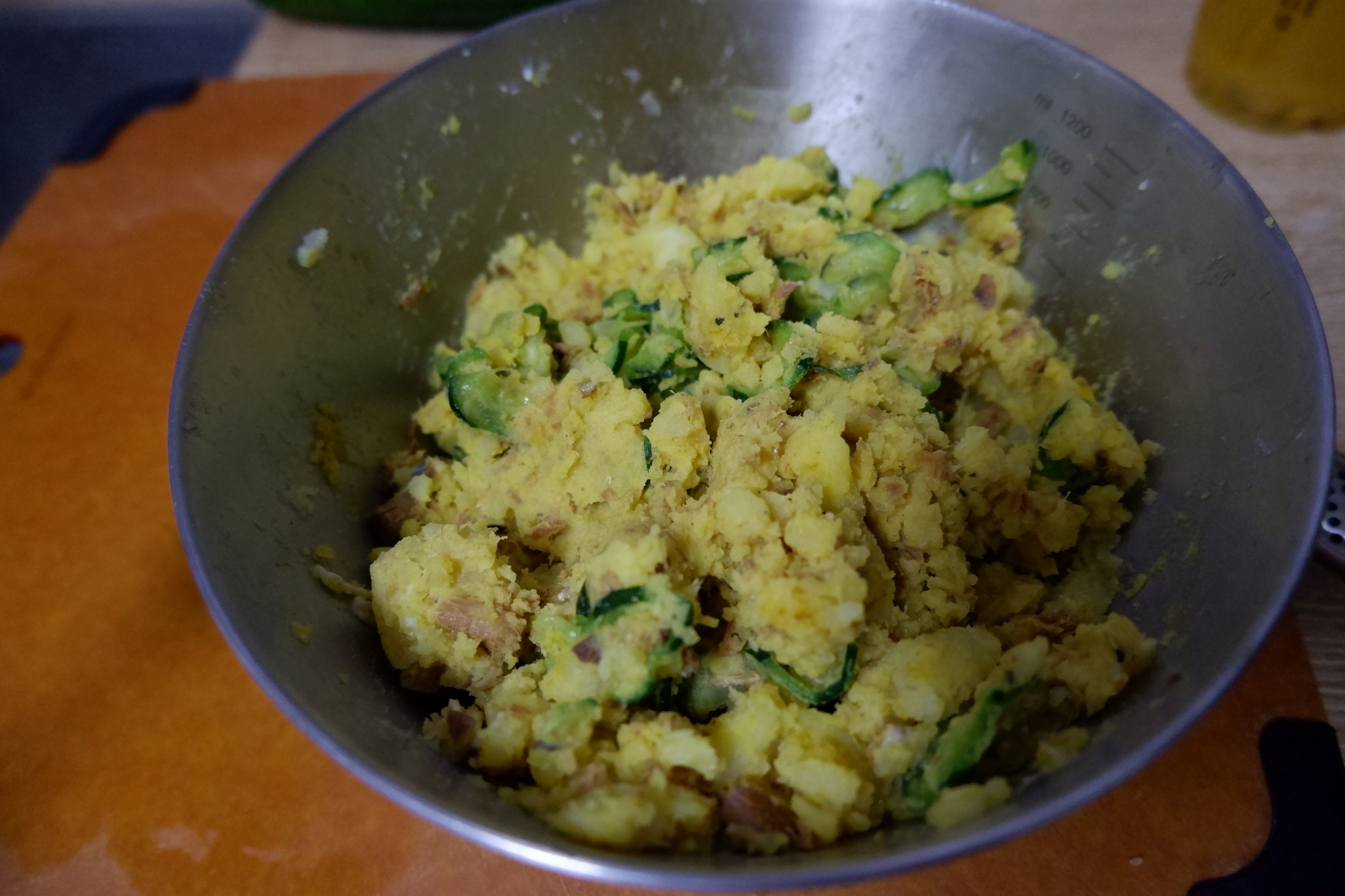 日式土豆沙拉不止一种哦!～ 咖喱风味鲭鱼土豆沙拉的做法 步骤9