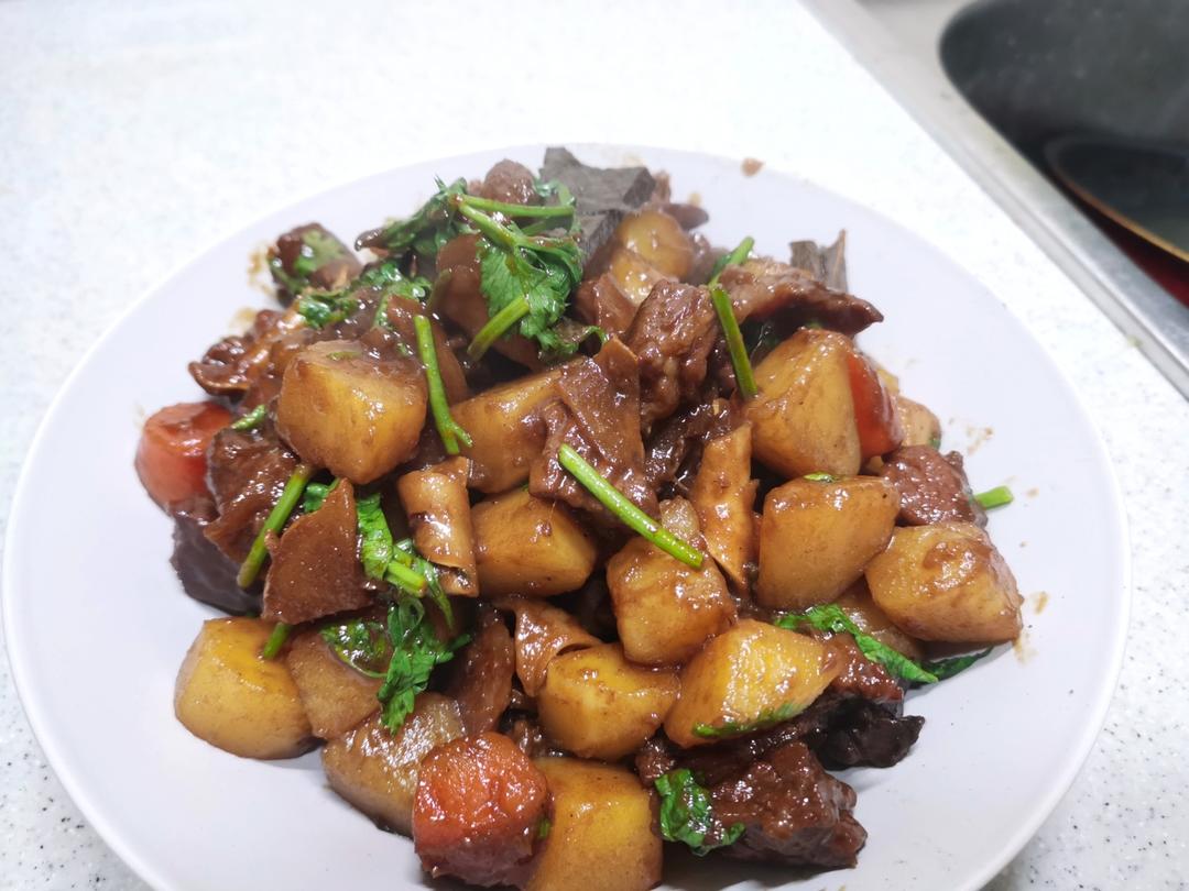 收藏率超高的『土豆烧牛肉』