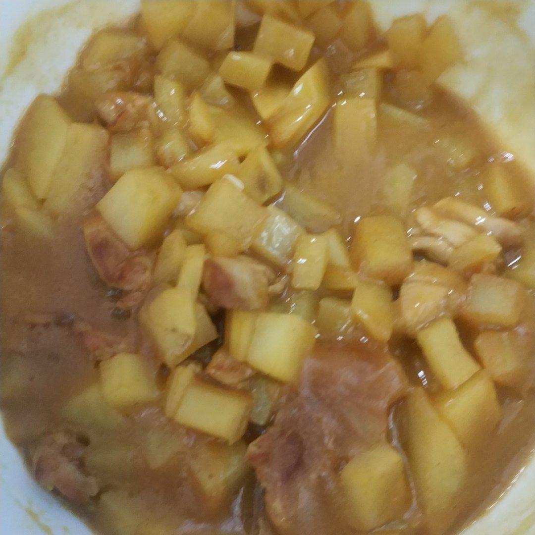 咖喱土豆鸡块