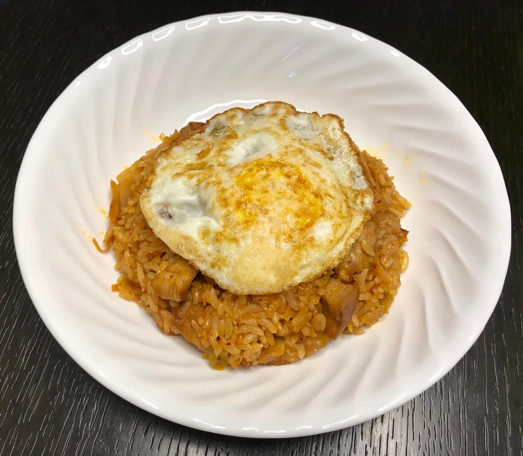 五花肉泡菜炒饭