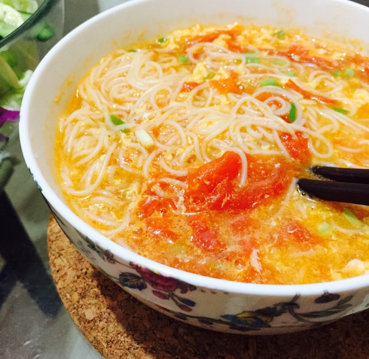 bstill做的西红柿鸡蛋热汤面