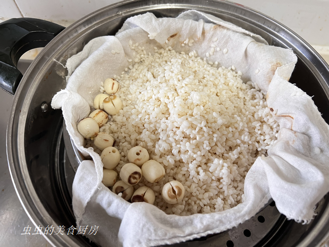 妈妈的菜：八宝糯米饭的做法 步骤1