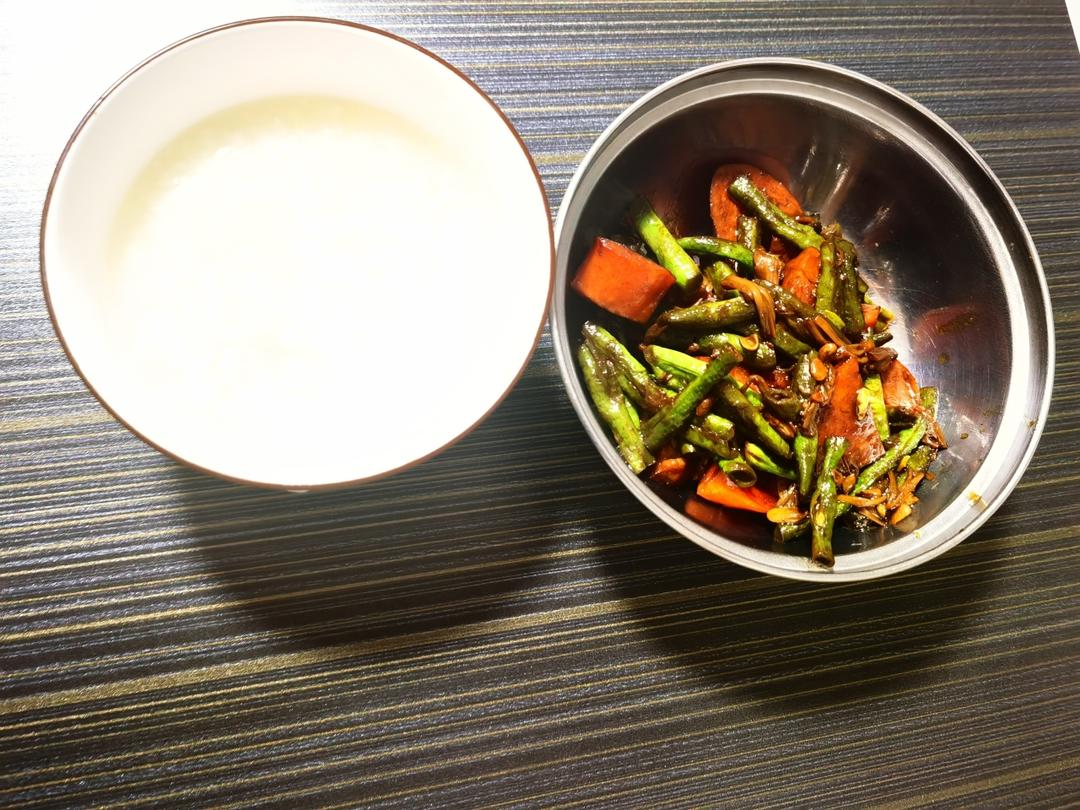 金针菇炒豆角