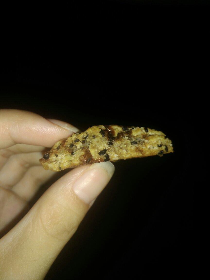 素食:有机燕麦芝麻大饼干