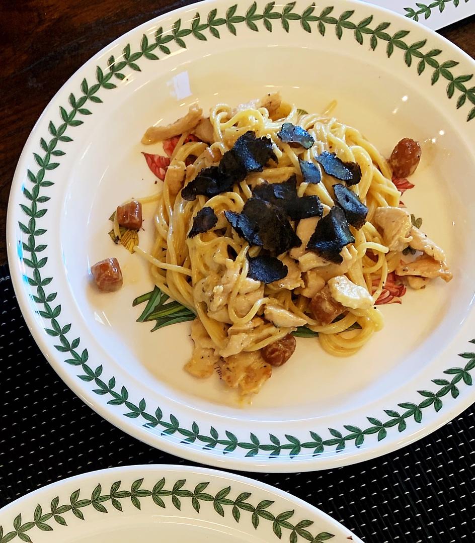 钱的味道：牛肝菌黑松露意面 Fettuccine with porcini mushroom and black truffle