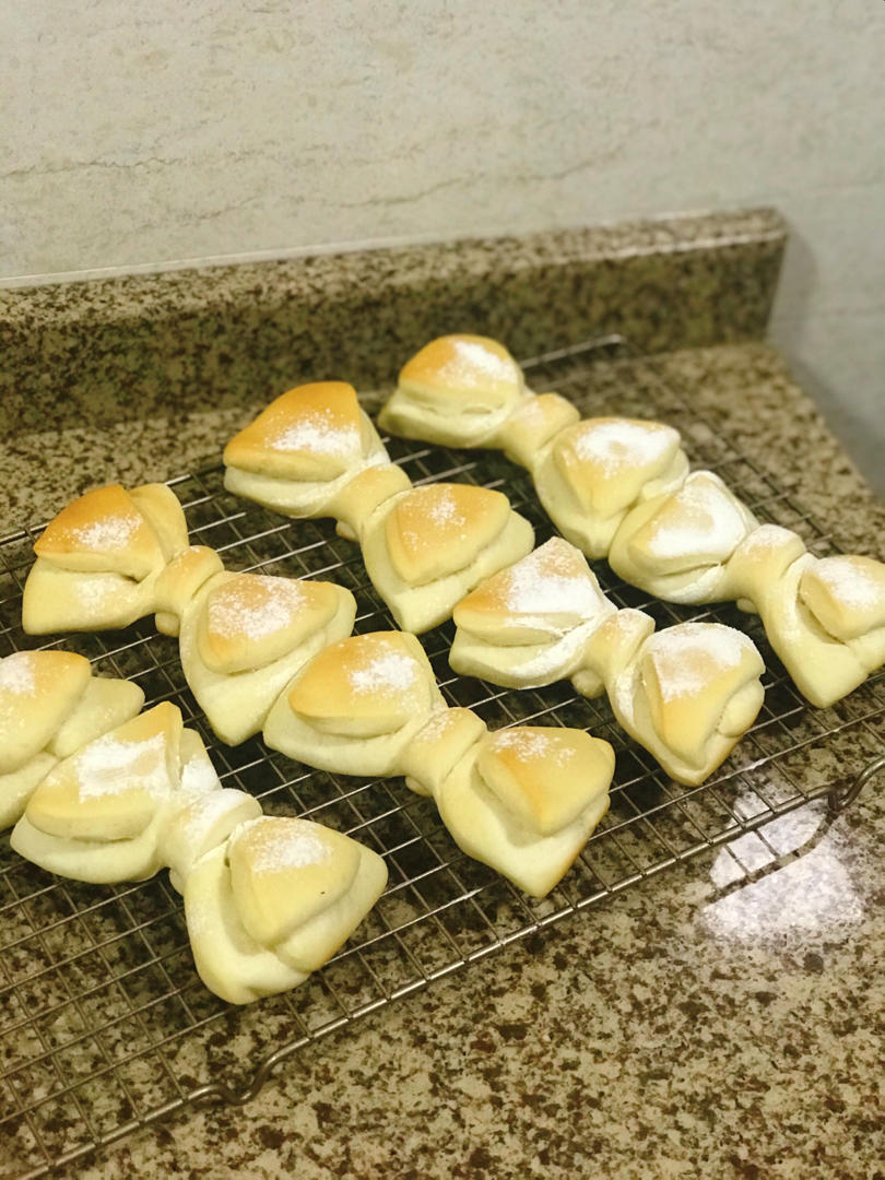 蝴蝶结🎀面包