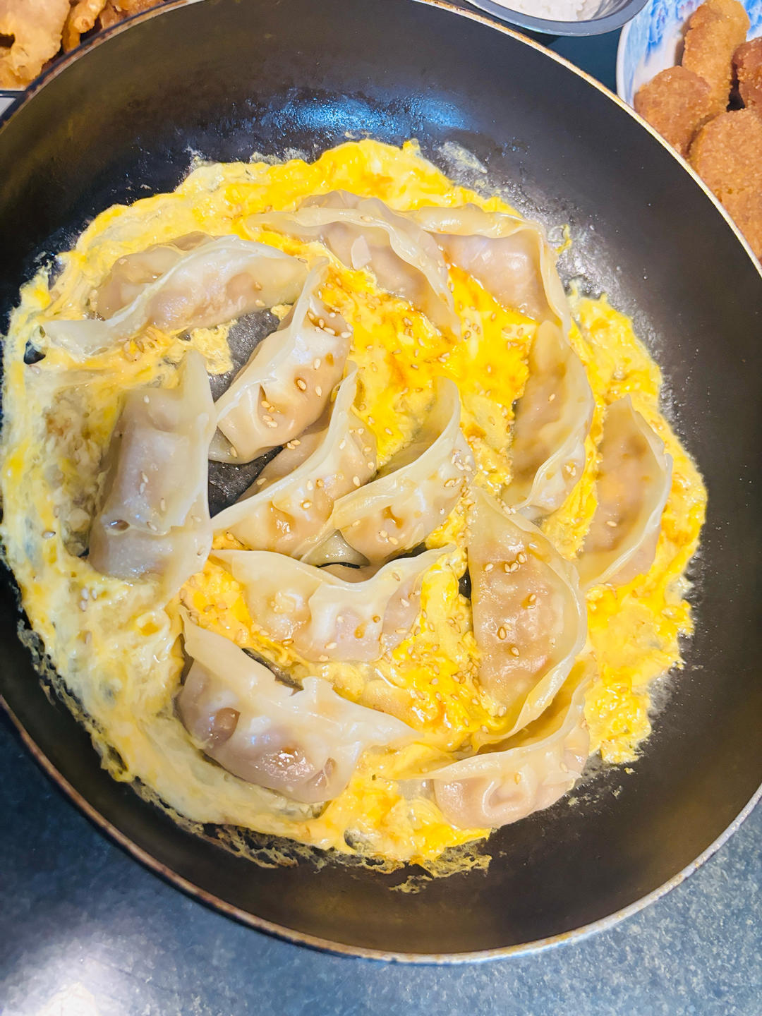 懒人快手抱蛋煎饺