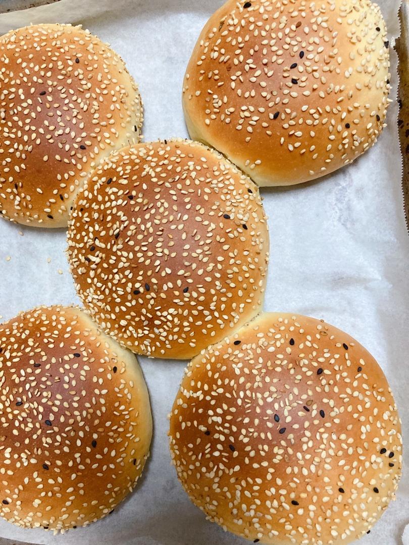 做了10000个汉堡胚后，我来教你最简单的做法