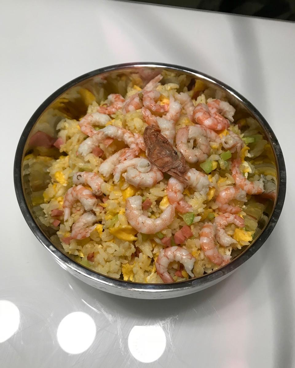 黄金虾仁炒饭