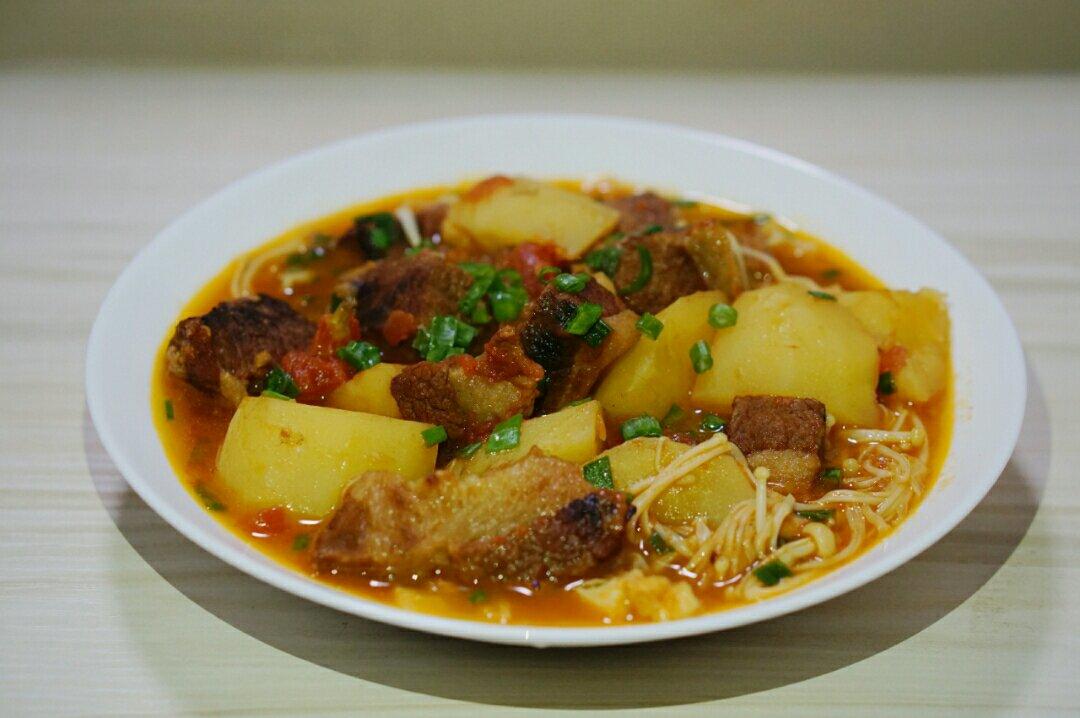 番茄土豆炖牛腩