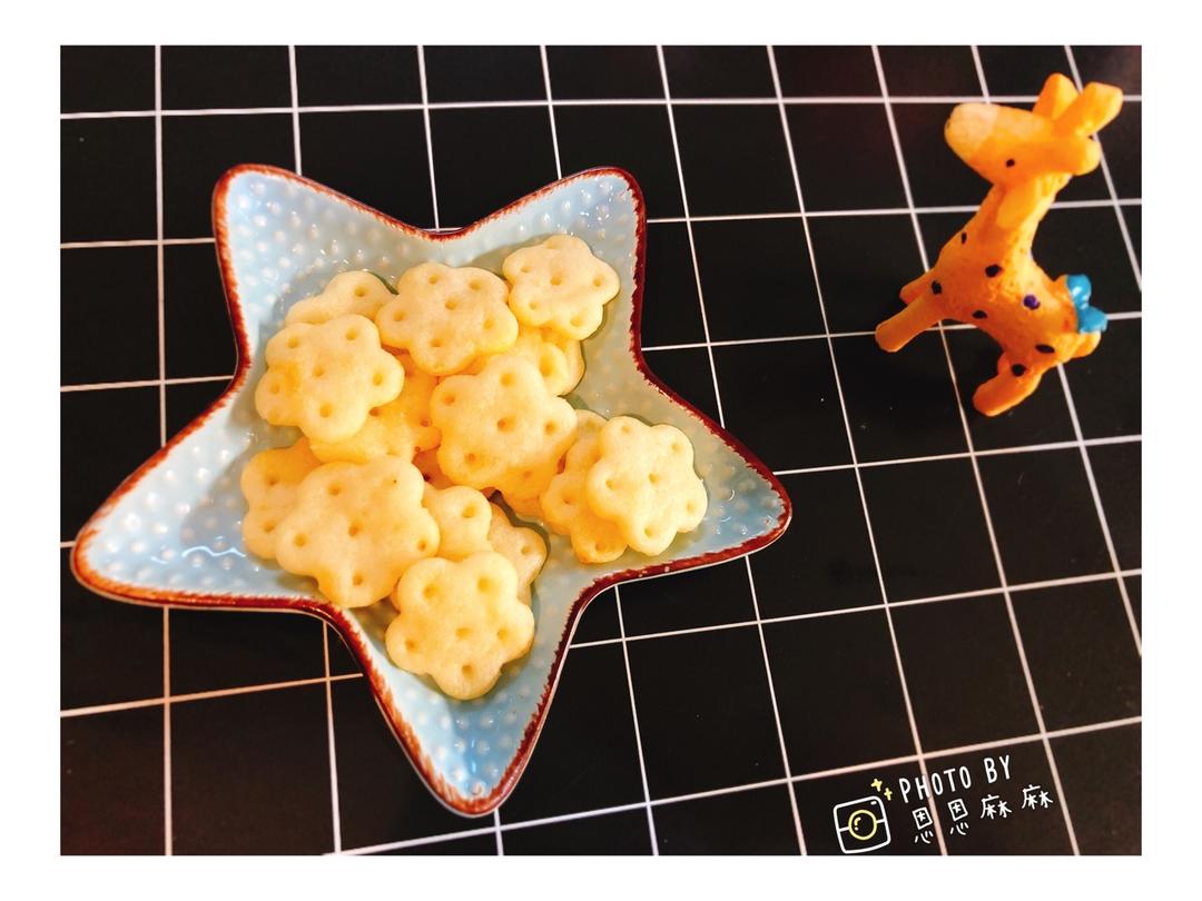 无鸡蛋无黄油的咸味土豆饼干