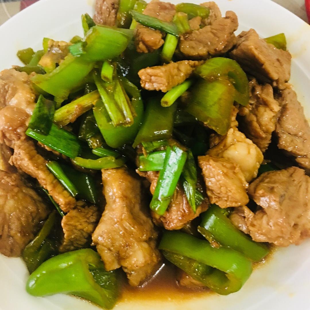 家常菜－青椒炒肉