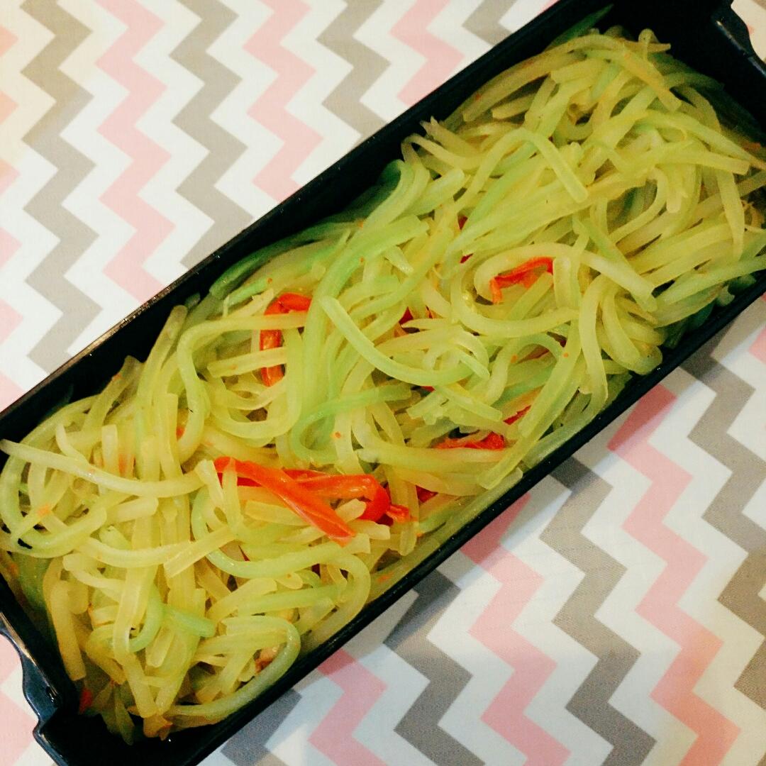 清炒莴笋丝
