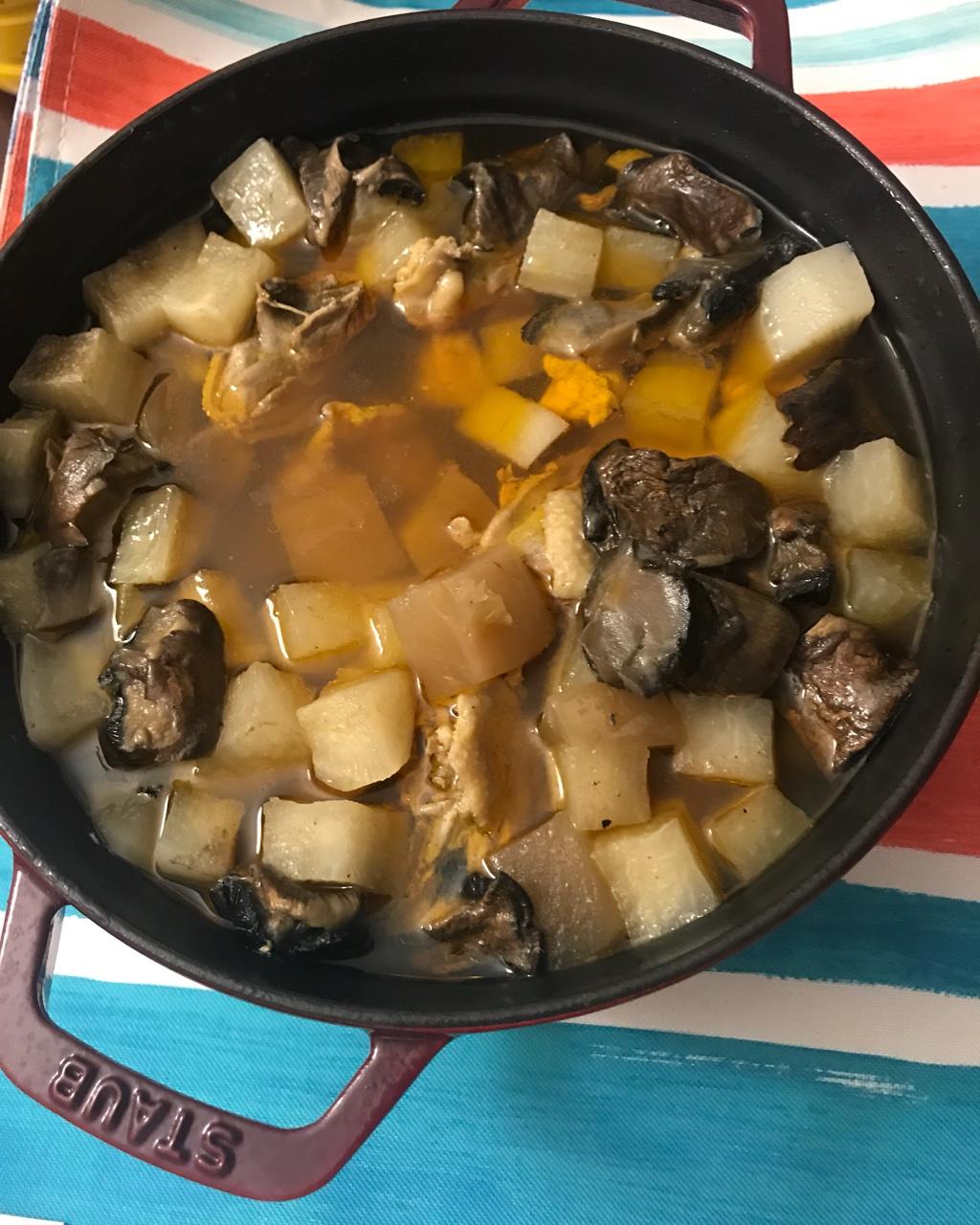酸萝卜老鸭汤