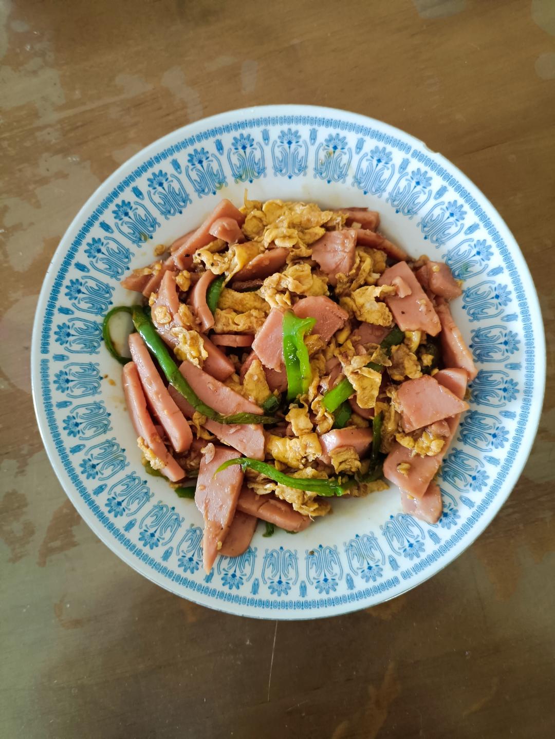 青椒火腿炒鸡蛋