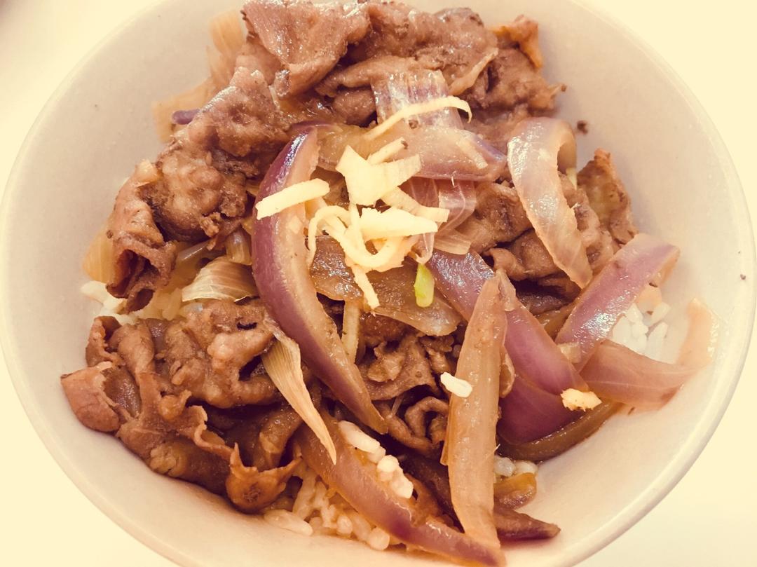 甩吉野家N条街的牛丼饭